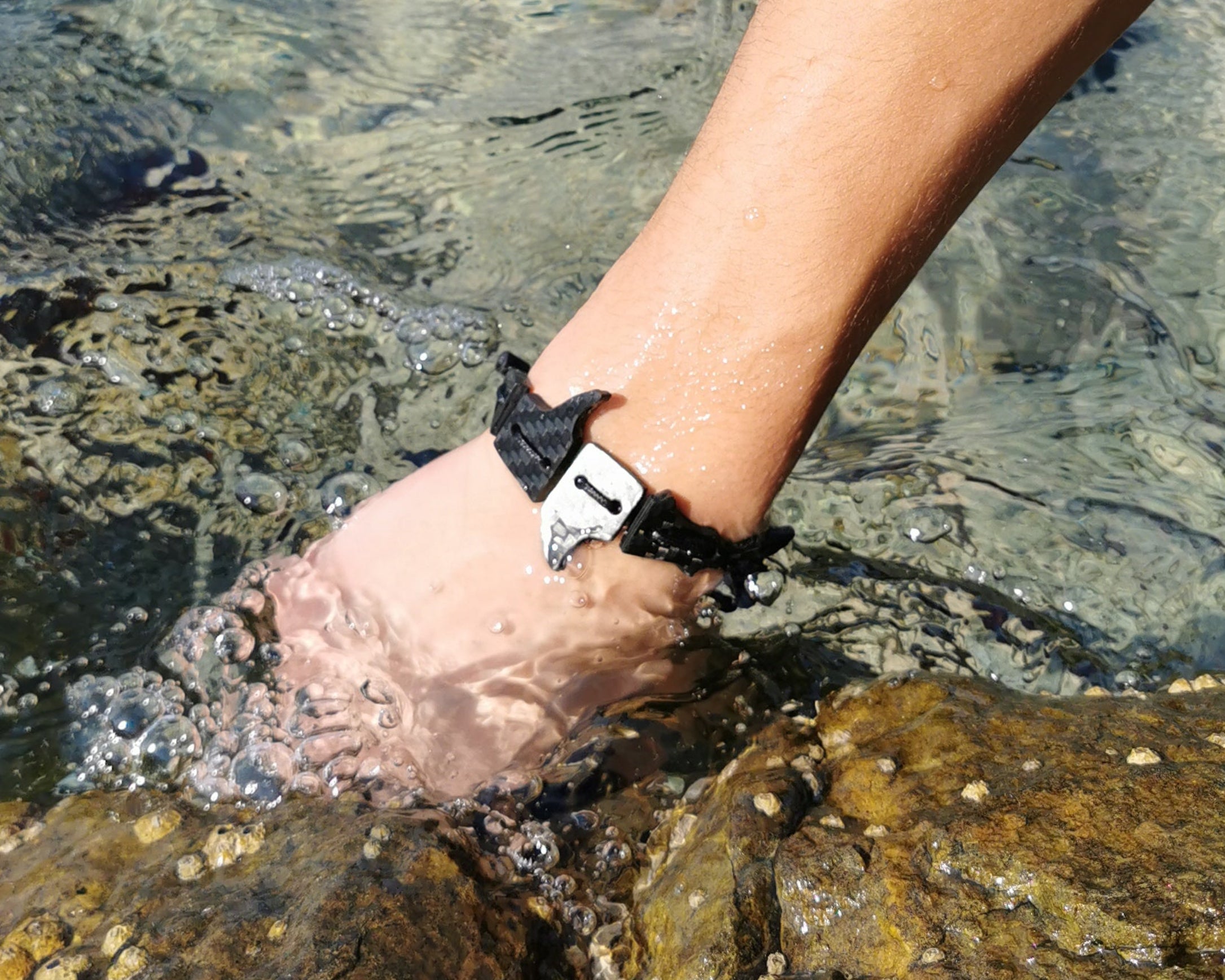 ABYSS - carbon fiber bracelet
